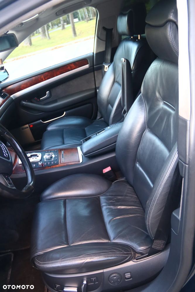 Audi A8 4.2 TDI DPF Quattro - 22