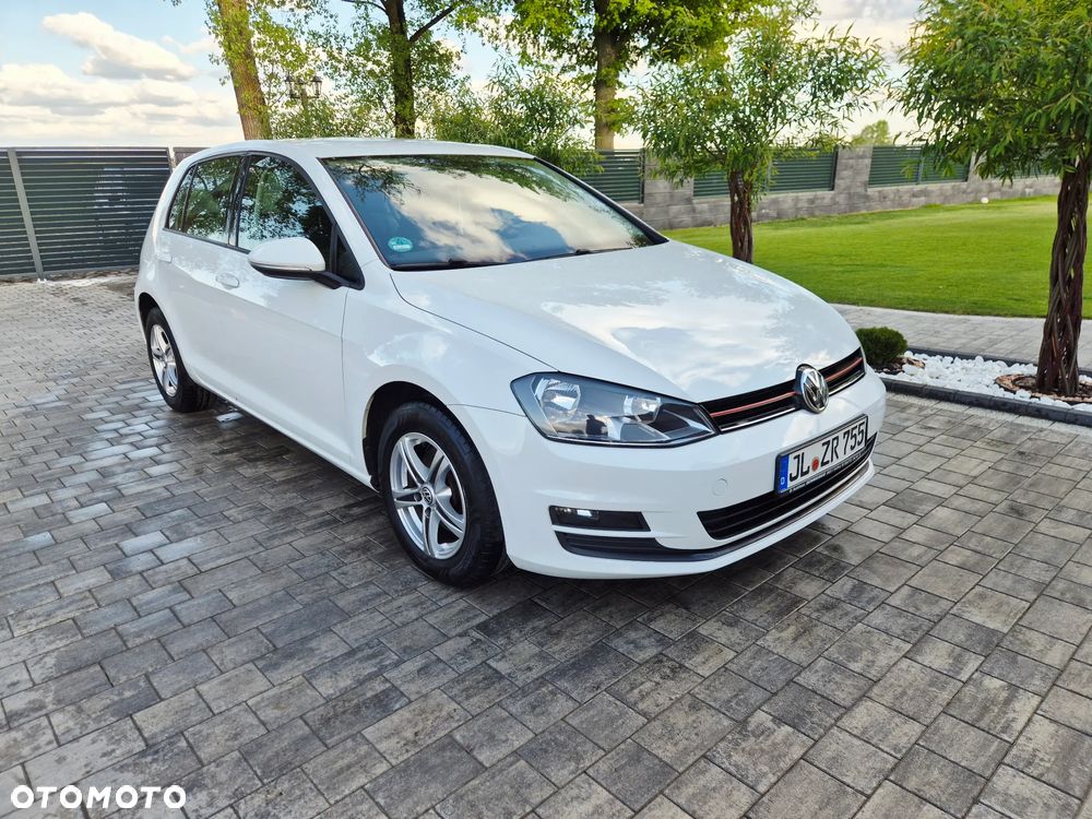 Volkswagen Golf - 2