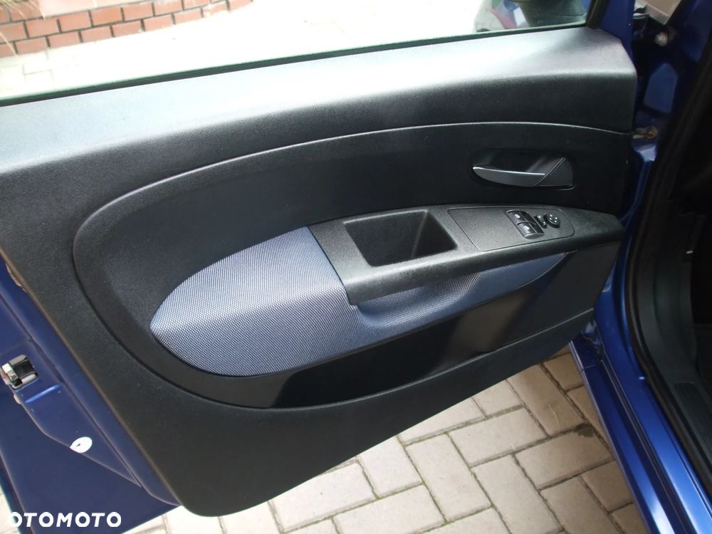 Fiat Grande Punto Actual 1.4 8V Estiva Blue&Me - 29