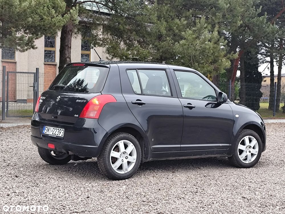 Suzuki Swift 1.3 GLX - 4