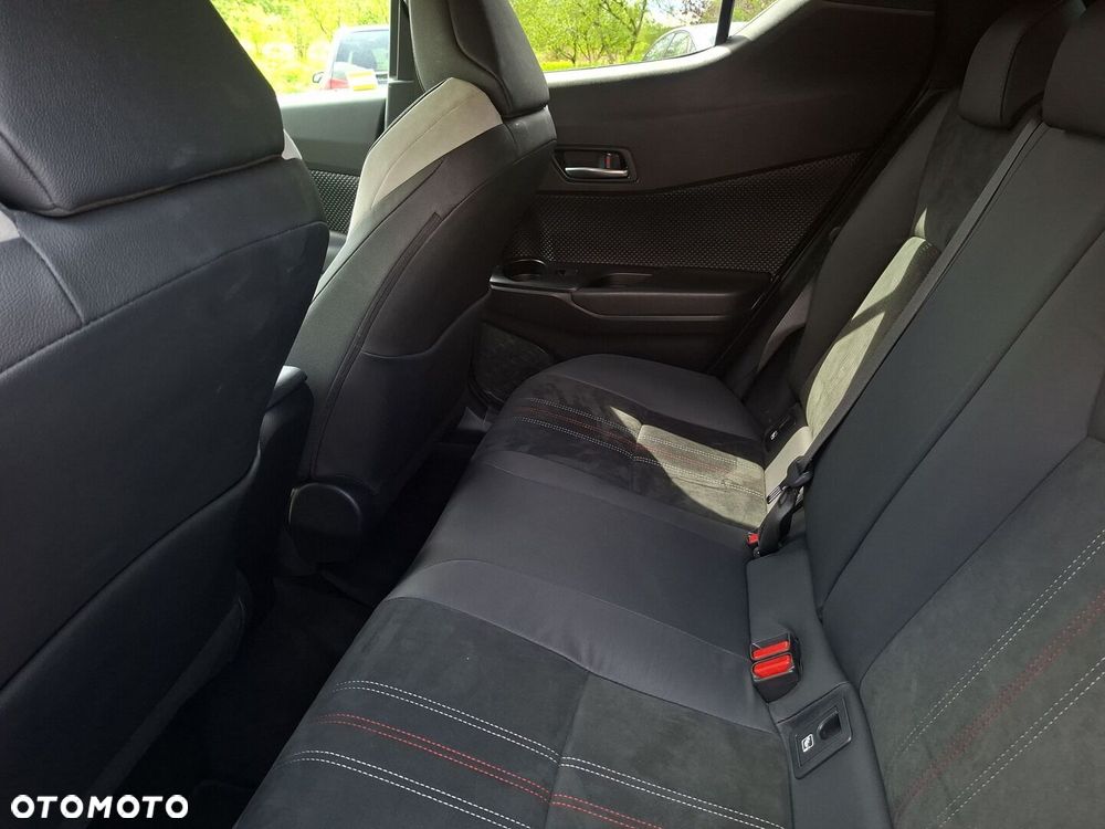 Toyota C-HR 2.0 Hybrid GR Sport - 12