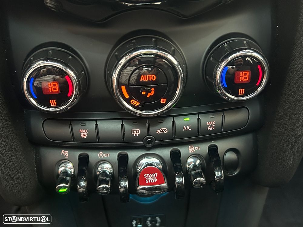 MINI 5 Portas Cooper Aut. - 17