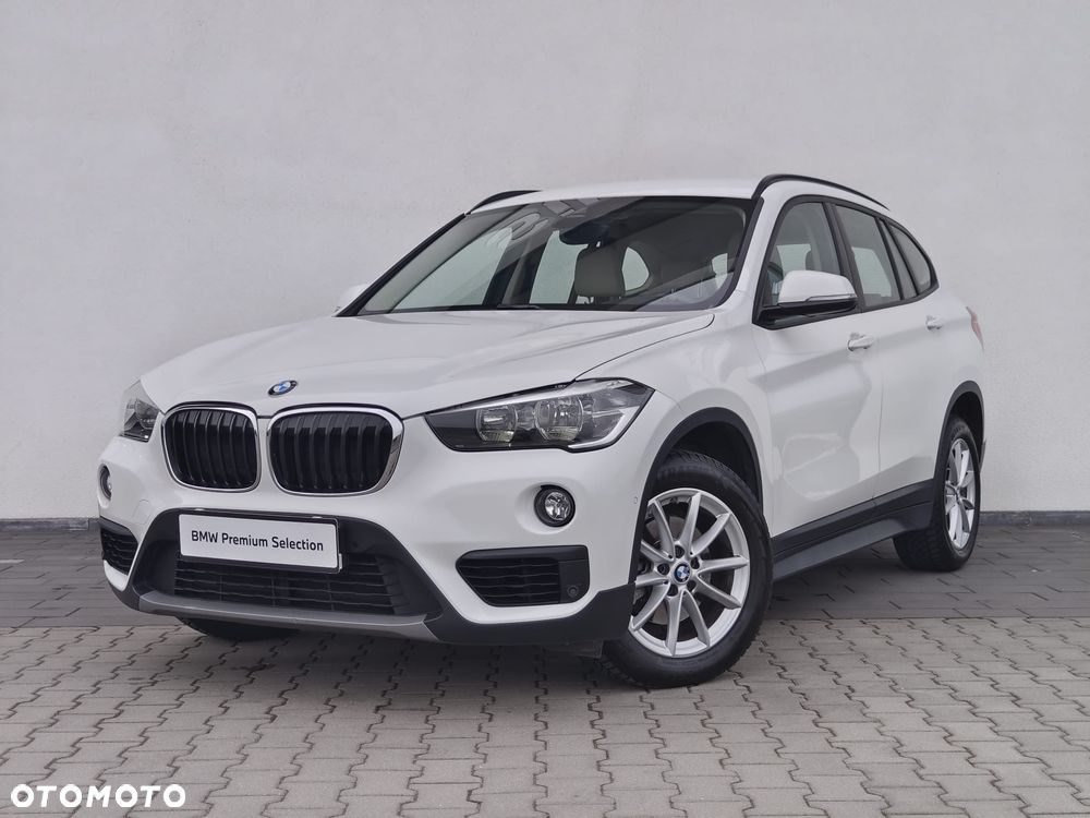 BMW X1 sDrive18i - 1