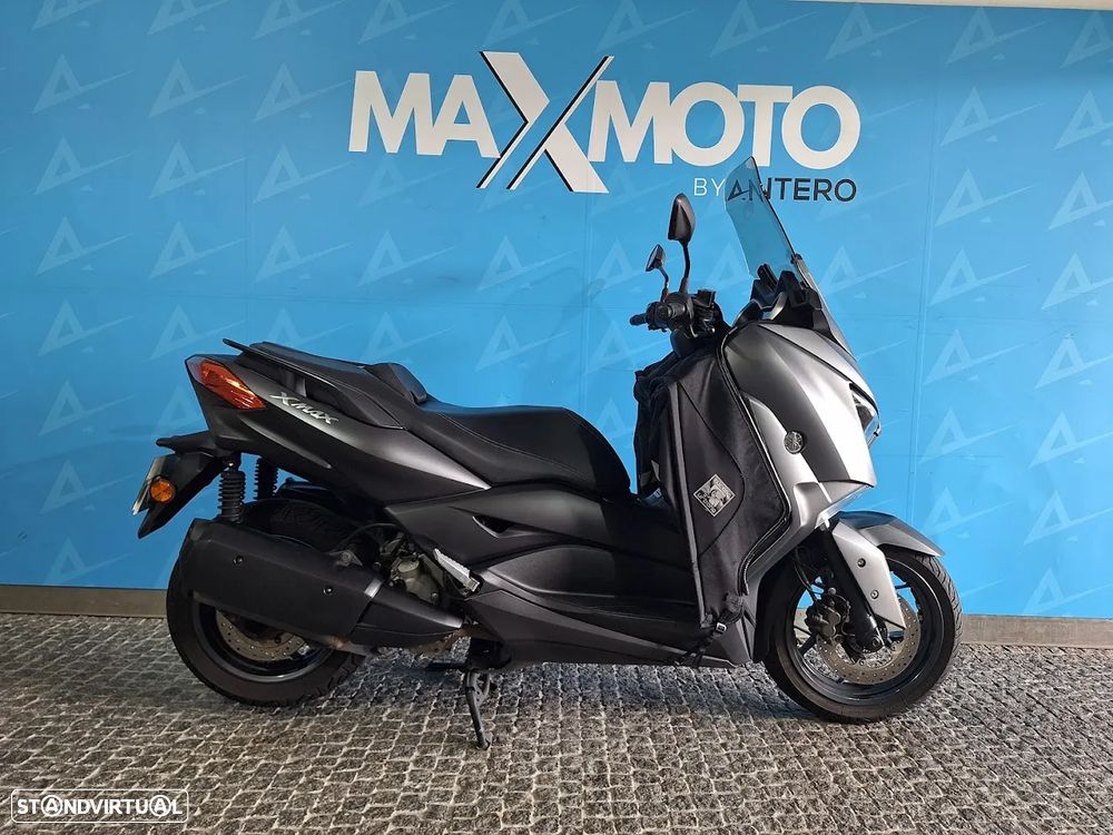 Yamaha X-Max 300 - 1