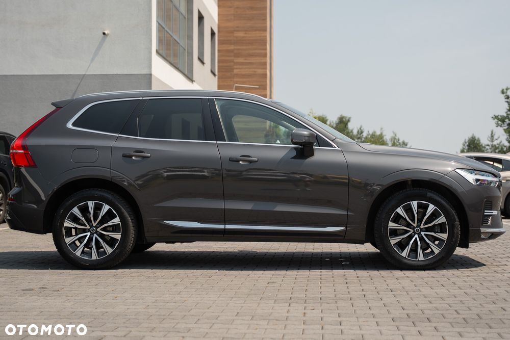 Volvo XC 60 B4 D AWD Geartronic Inscription - 17