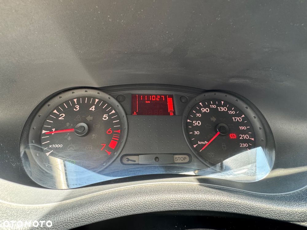 Renault Clio - 8
