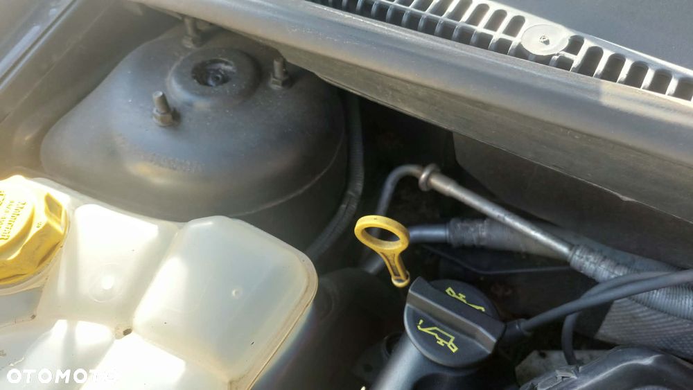Ford Fiesta 1.3 - 22