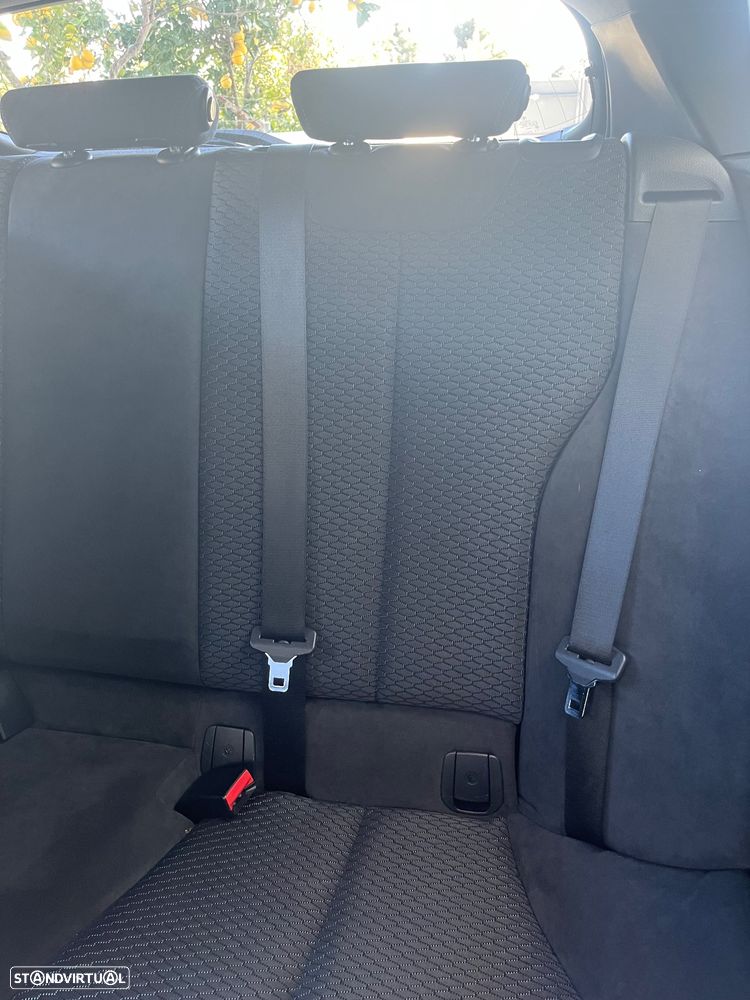 BMW 116 d M Sport - 11