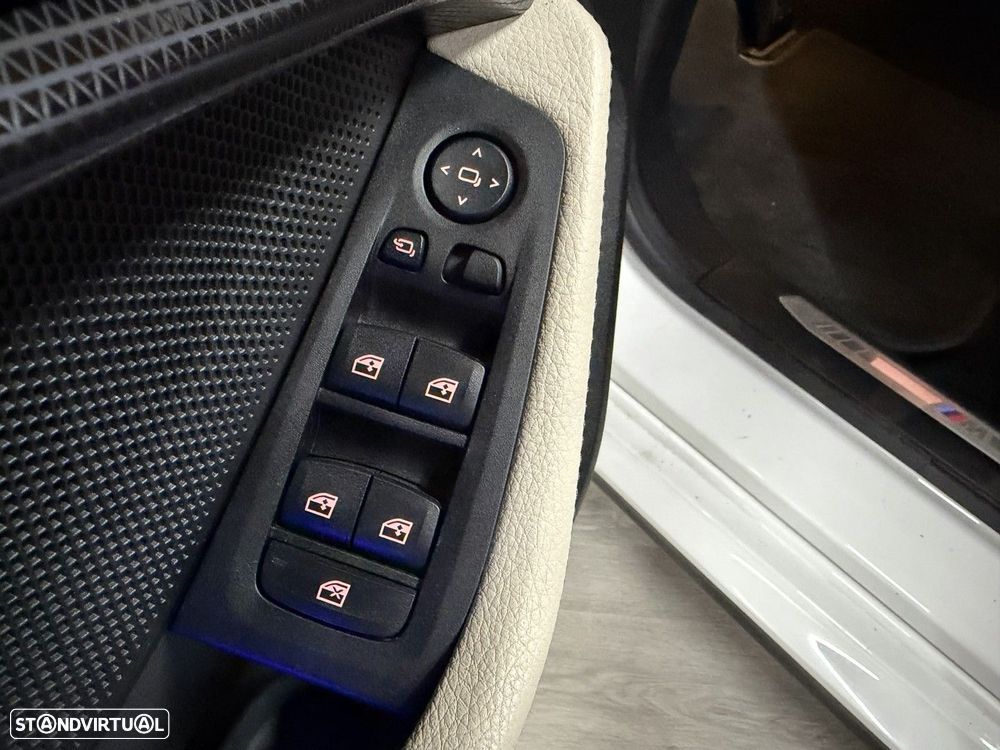 BMW 218 Gran Coupé i Pack Desportivo M - 32