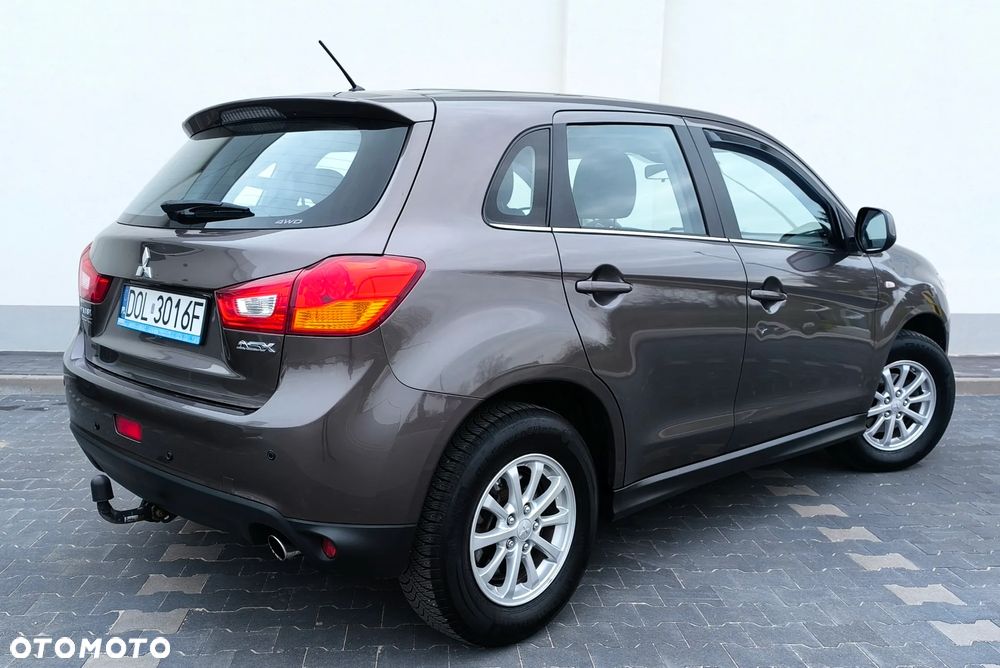 Mitsubishi ASX 1.8 DID Invite 4WD AS&G - 10