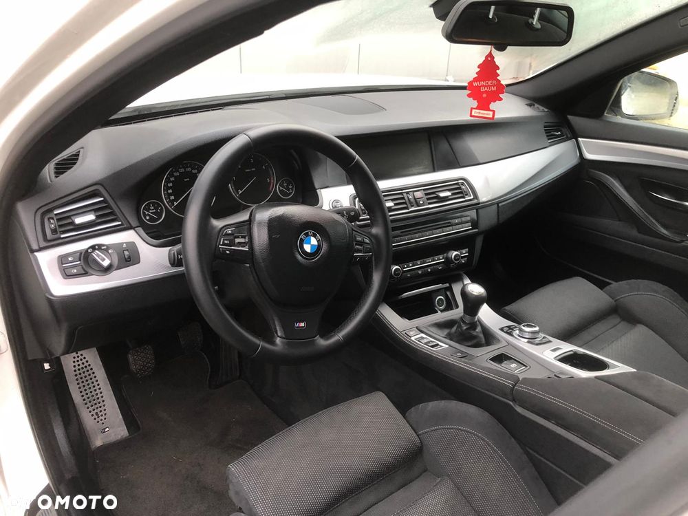 BMW Seria 5 - 35
