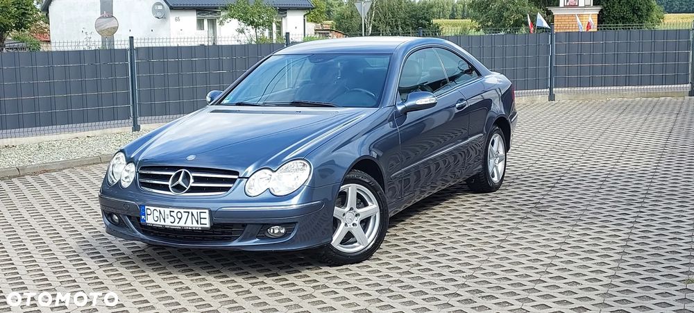 Mercedes-Benz CLK - 3