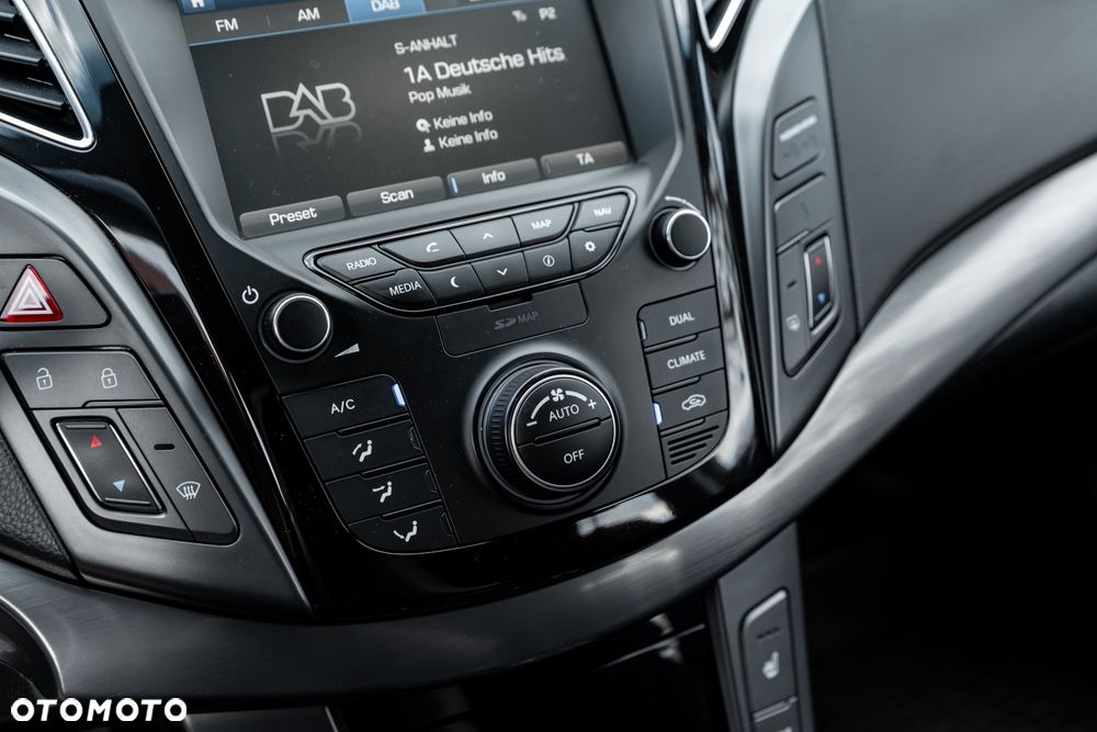 Hyundai i40 Kombi 1.7 CRDi DCT Premium - 31