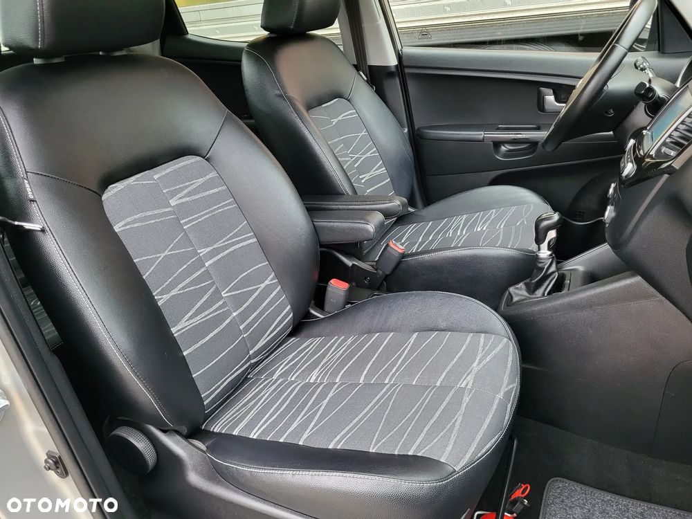 Kia Venga 1.4 CVVT Business Line - 33