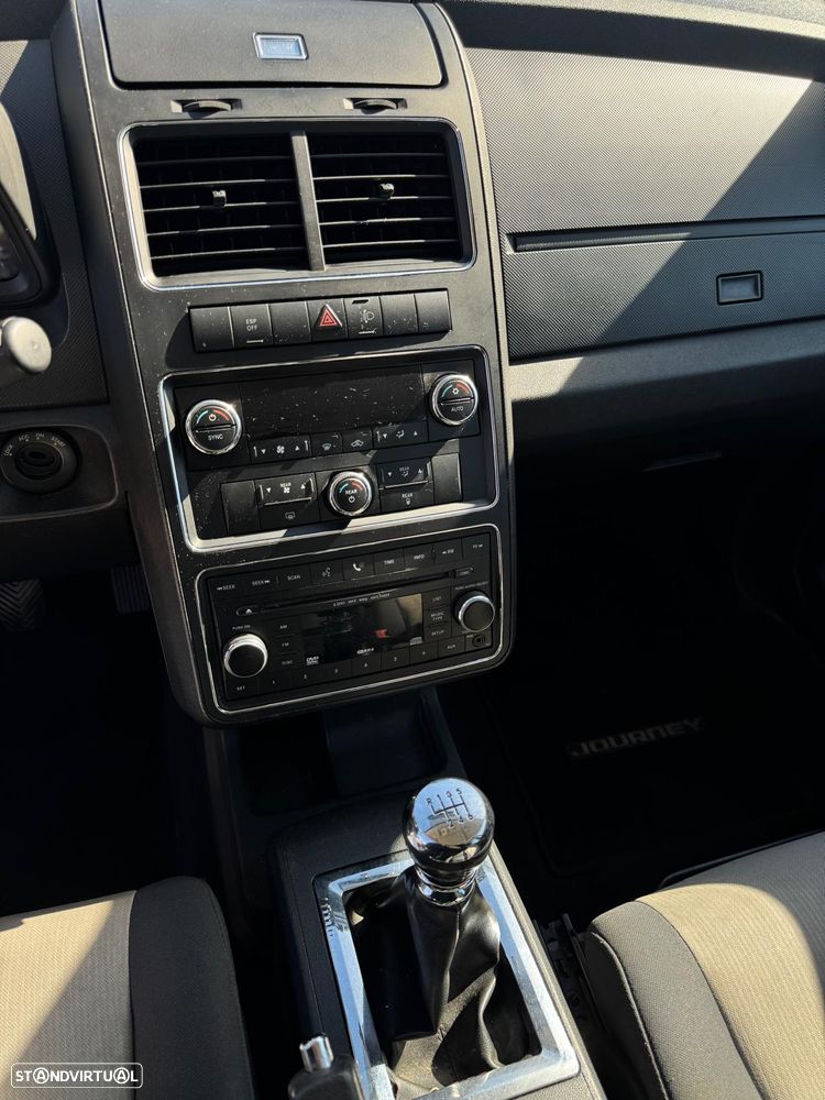 Dodge Journey 2.0 CRD SXT MTX - 23