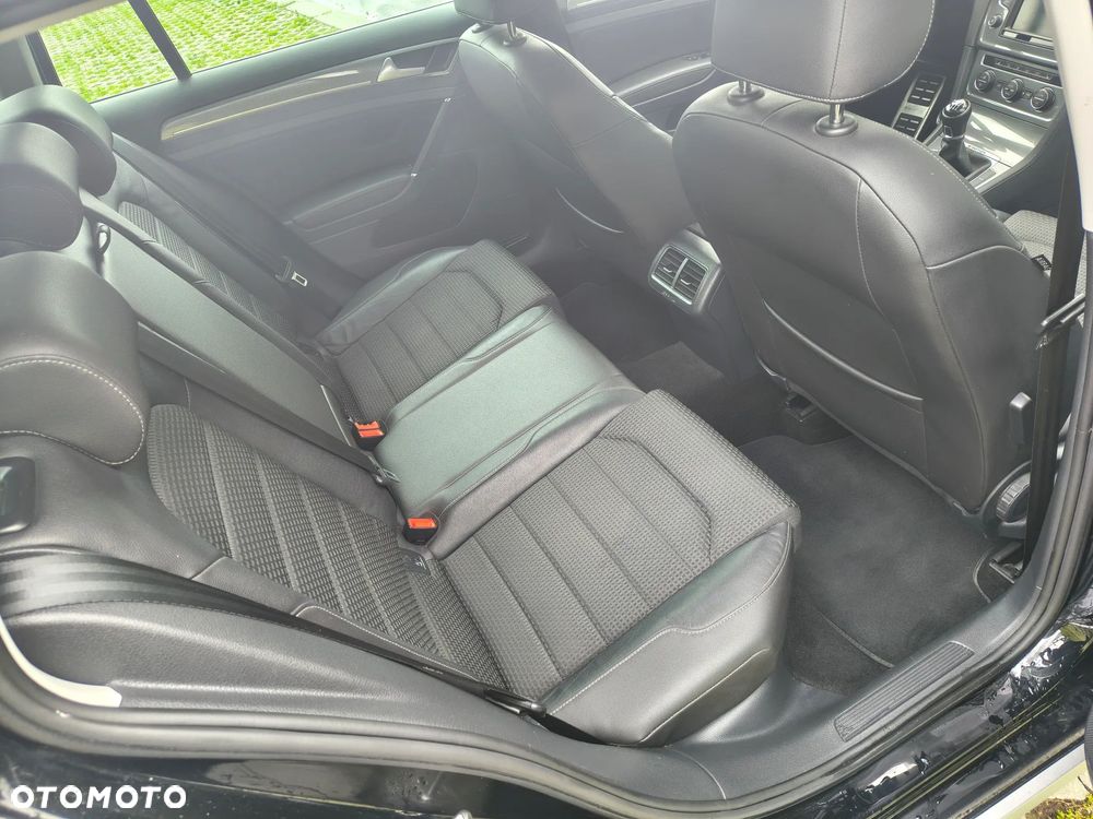 Volkswagen Golf 2.0 TDI 4Motion BlueMotion Technology Allstar - 13