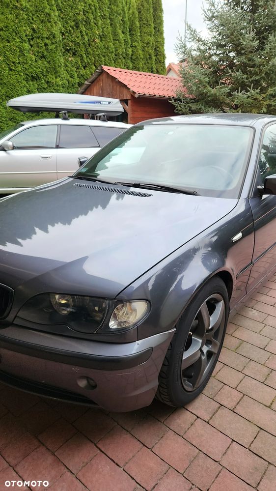 BMW E46 2002 photo 3