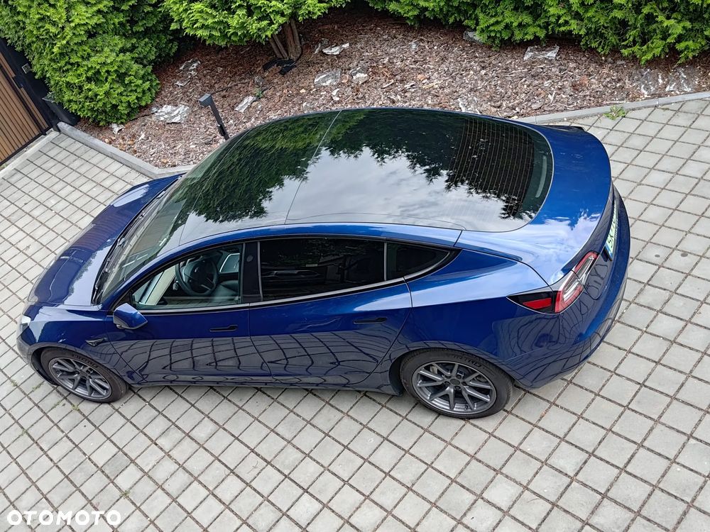 Tesla Model 3 - 11