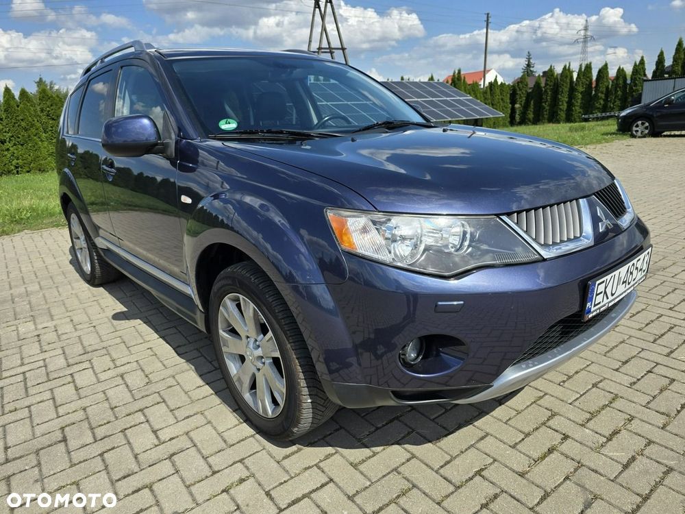 Mitsubishi Outlander - 4