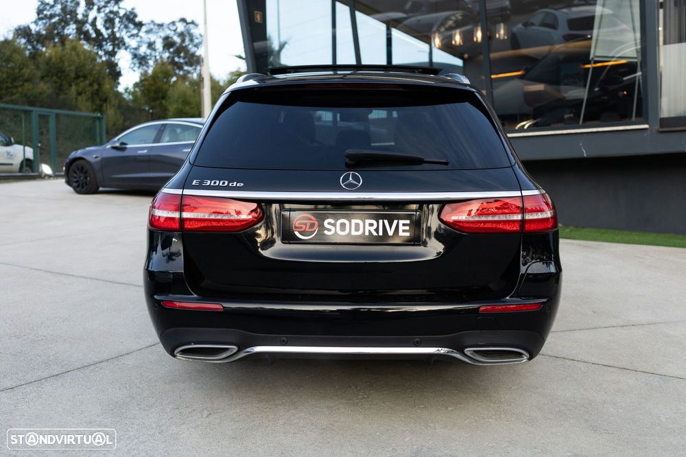 Mercedes-Benz E 300 de AMG Line - 41