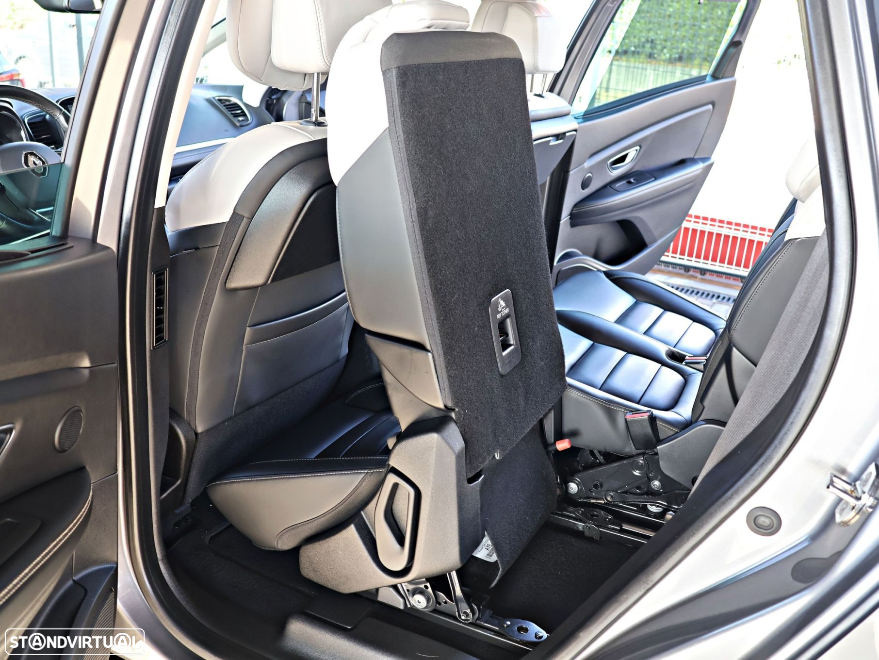 Renault Grand Scénic ENERGY dCi 160 EDC INITIALE PARIS - 34