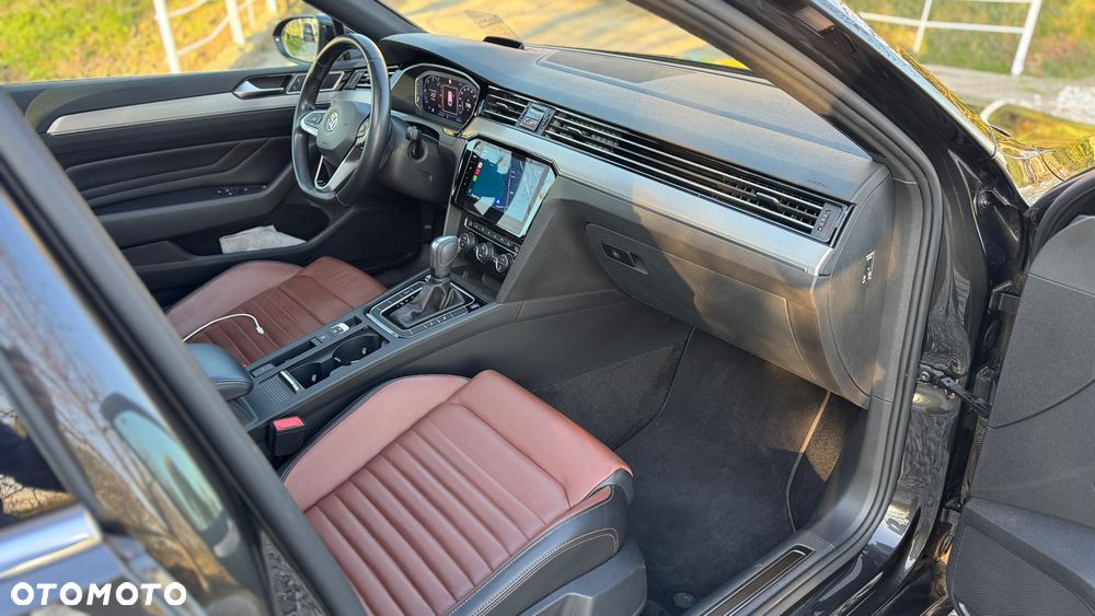 Volkswagen Passat 2.0 TDI SCR DSG Elegance - 36