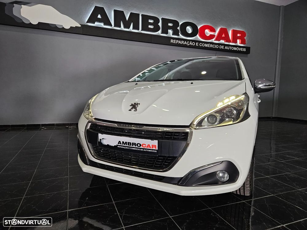 Peugeot 208 1.2 PureTech Allure - 2