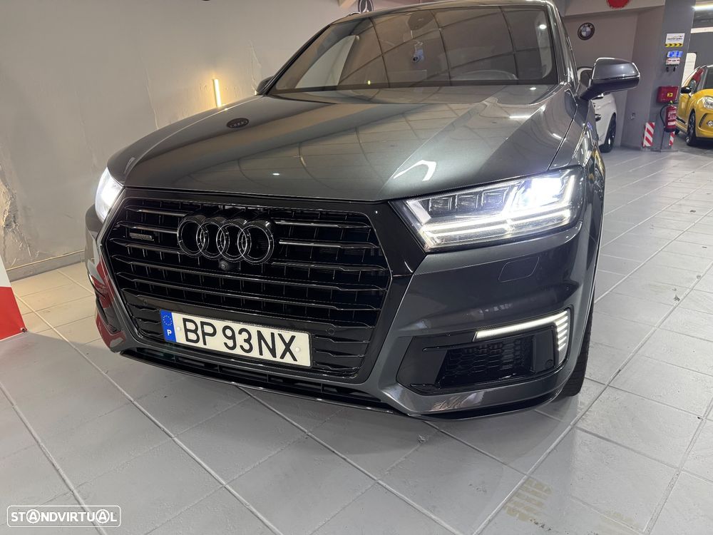 Audi Q7 - 36