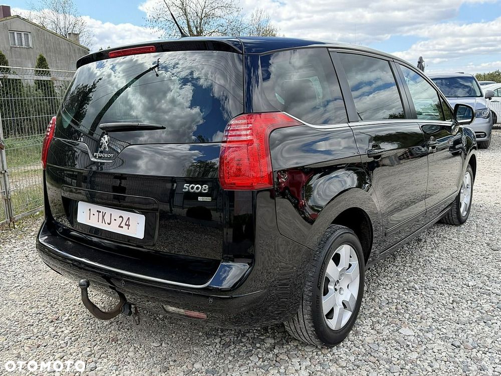 Peugeot 5008 - 5