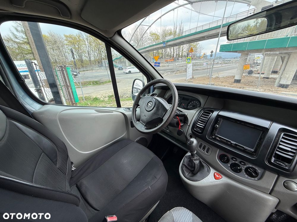 Opel Vivaro - 5