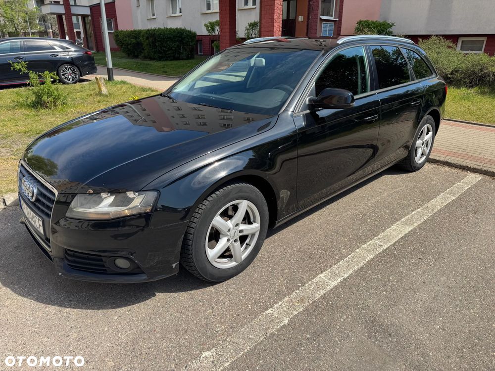 Audi A4 Avant 2.0 TDI DPF Ambiente - 2