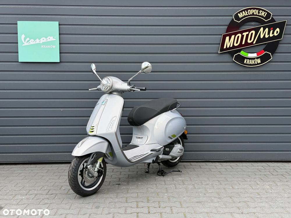 Vespa Primavera - 3