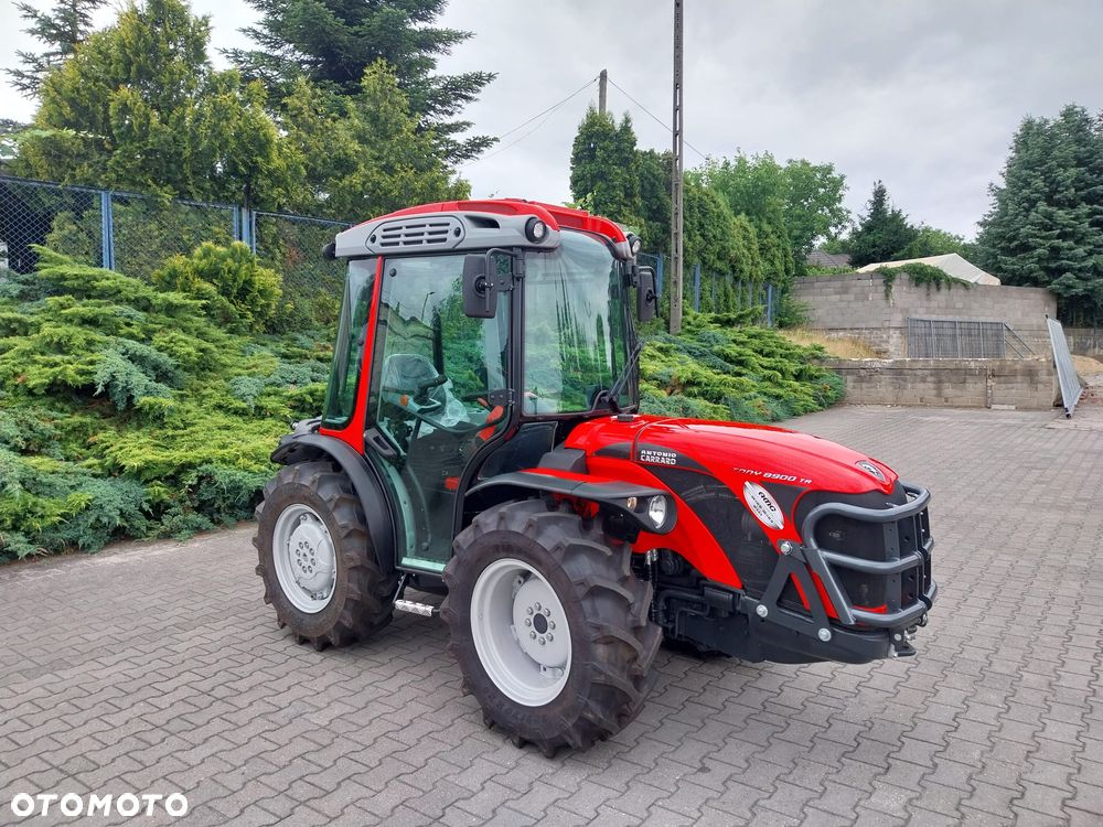 ANTONIO CARRARO TR 8900 TR 8900 silnik KUBOTA Obrotowy Fotel ! Skrzynia bezstopniowa TONY