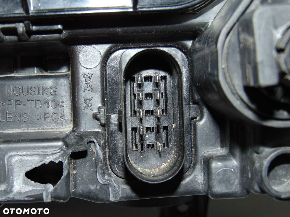 Oryginalna lampa przednia przód prawa 6F1941006A Seat Ibiza 5 V , 17-21r Europa - 20