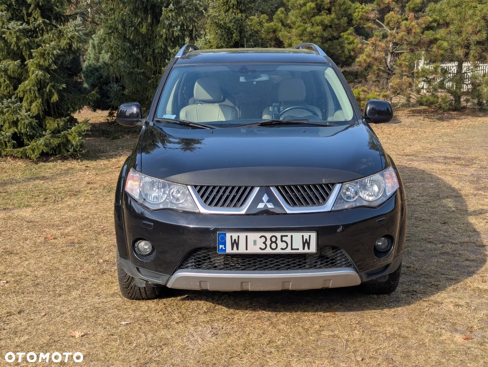 Mitsubishi Outlander 2.0 DID Instyle - 2