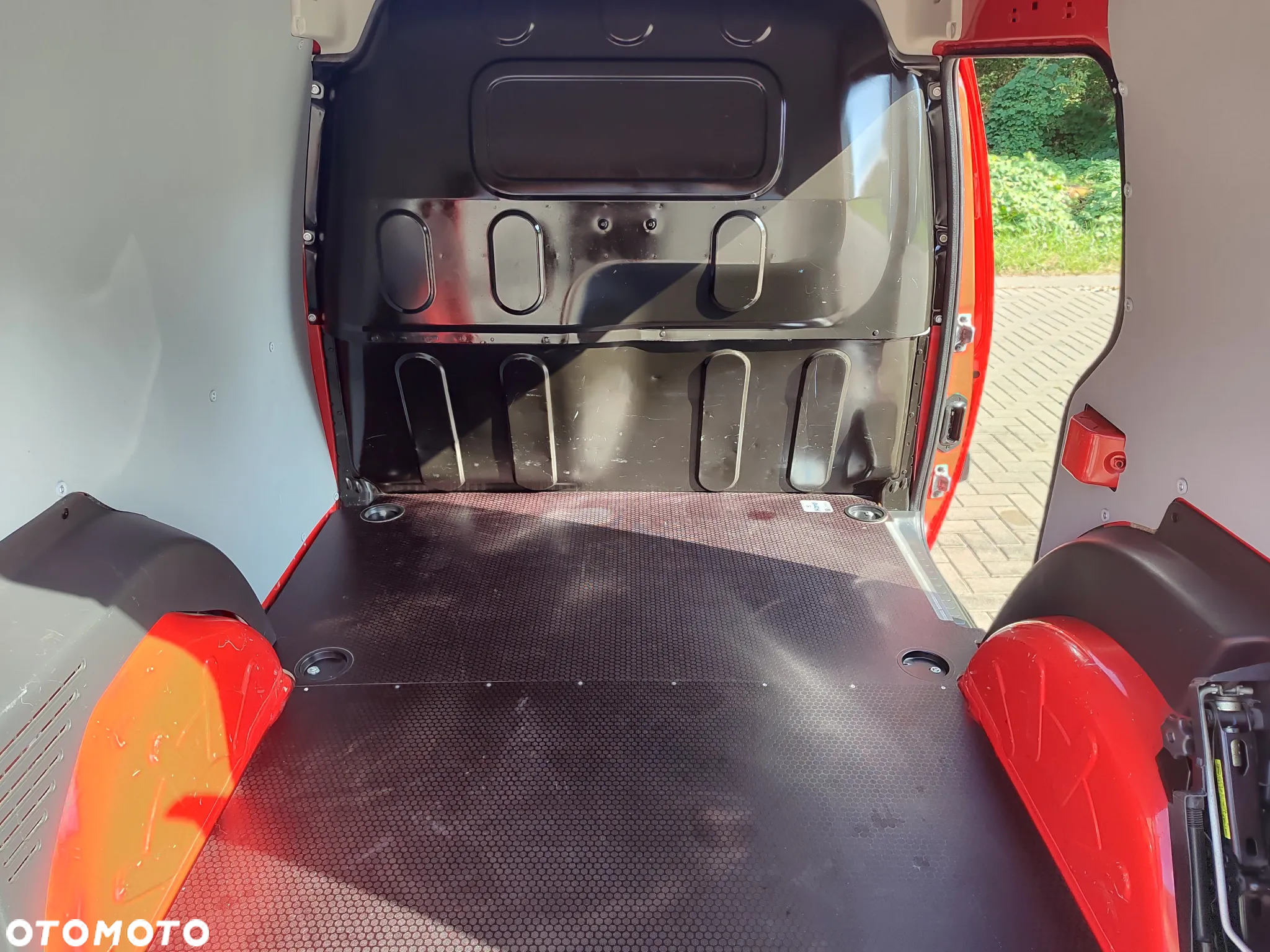 Mercedes-Benz Citan - 10