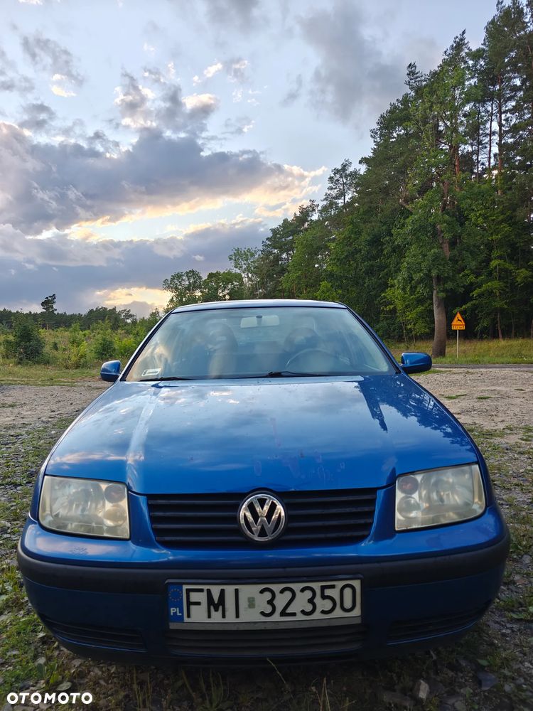 Volkswagen Bora - 1