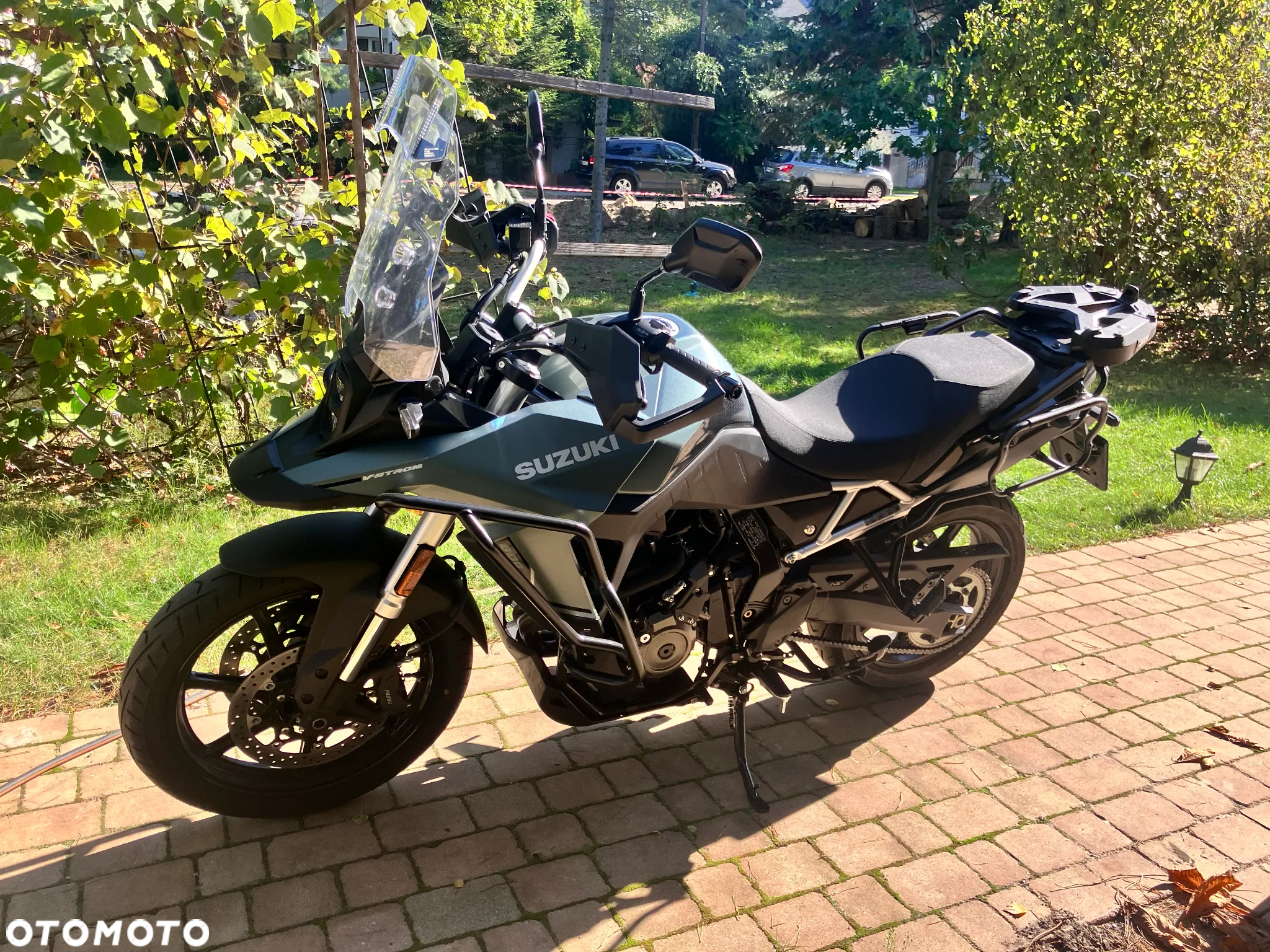 Suzuki V-STROM - 8
