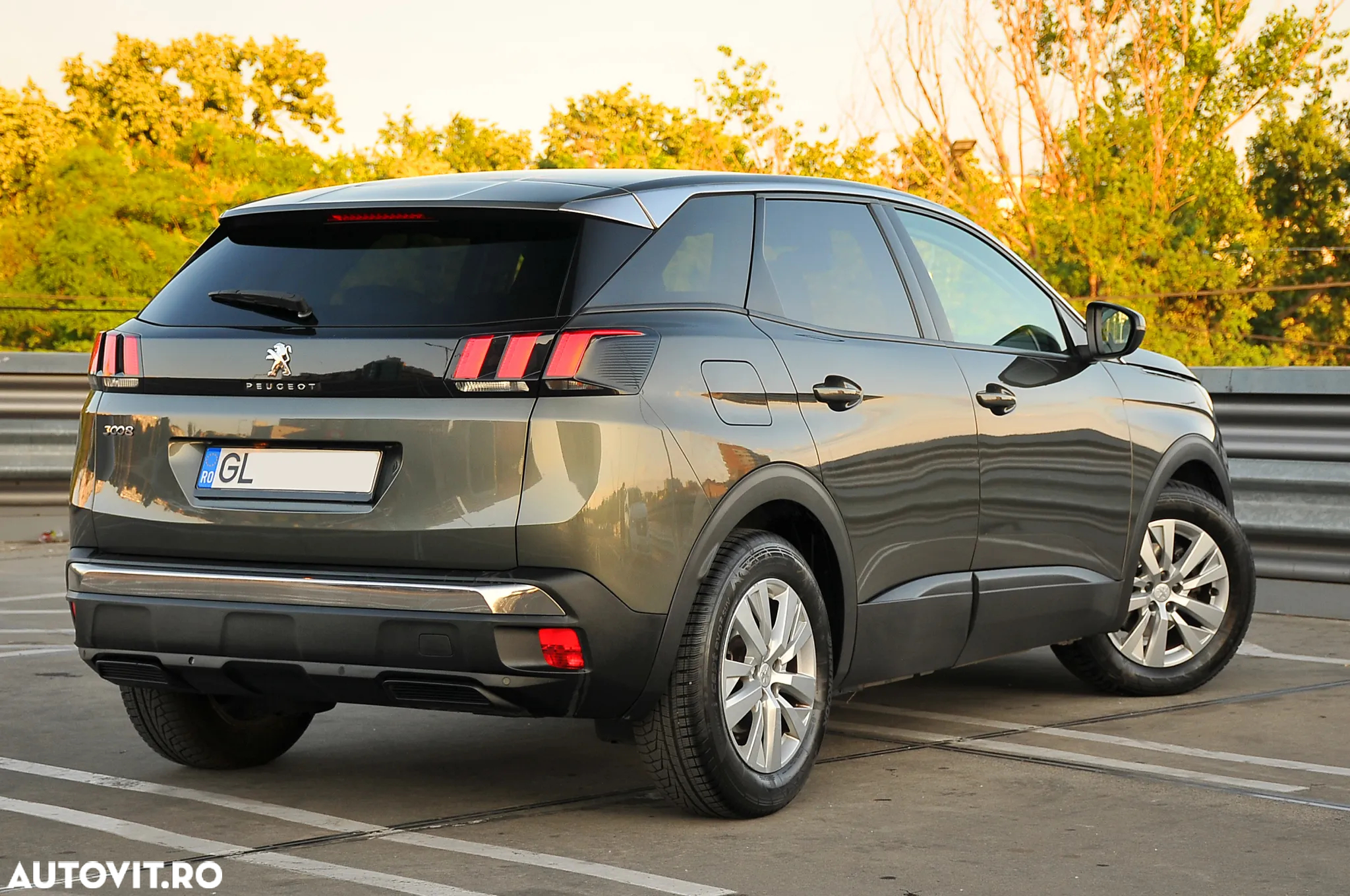 Peugeot 3008 1.5 BlueHDI 130 EAT8 Allure Pack - 12