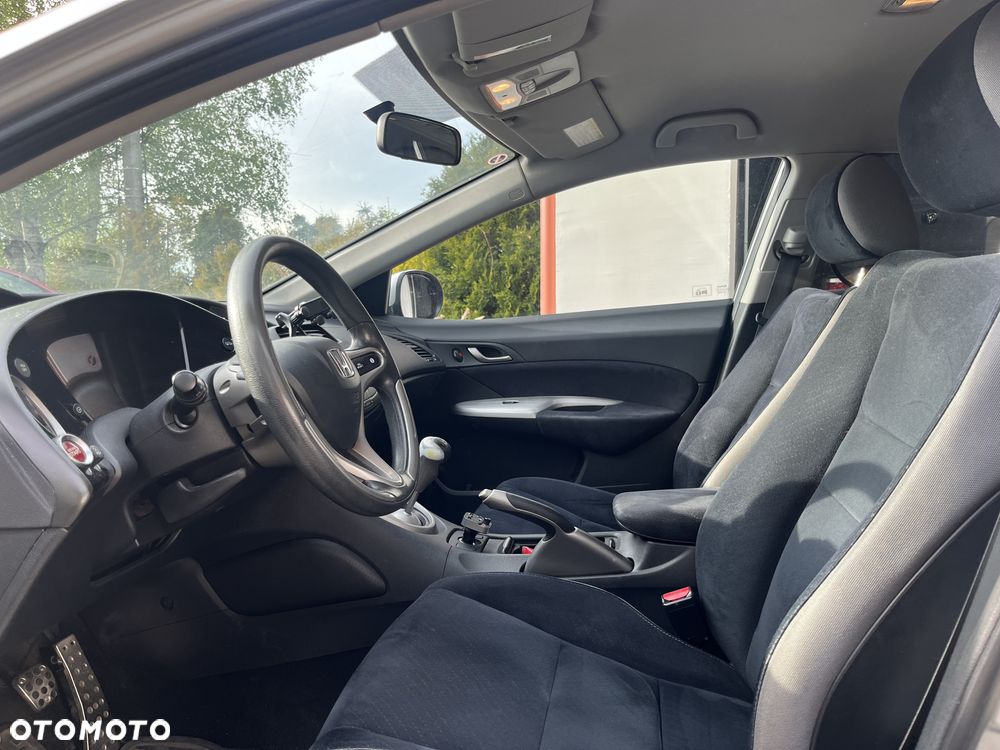 Honda Civic 1.8 Comfort - 18