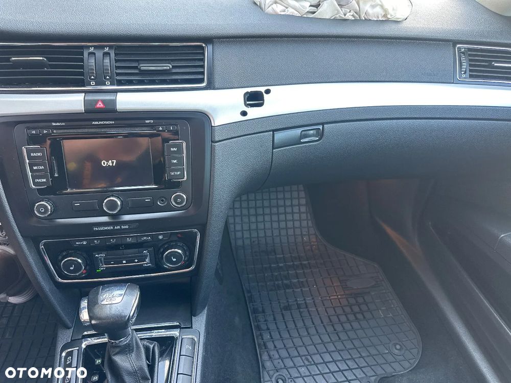 Skoda Superb 2.0 TDI 4x4 Ambition DSG - 27