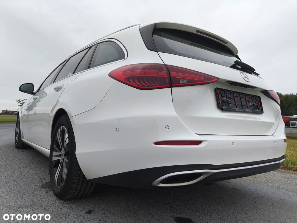 Mercedes-Benz Klasa C 200 4Matic 9G-TRONIC AMG Line - 5