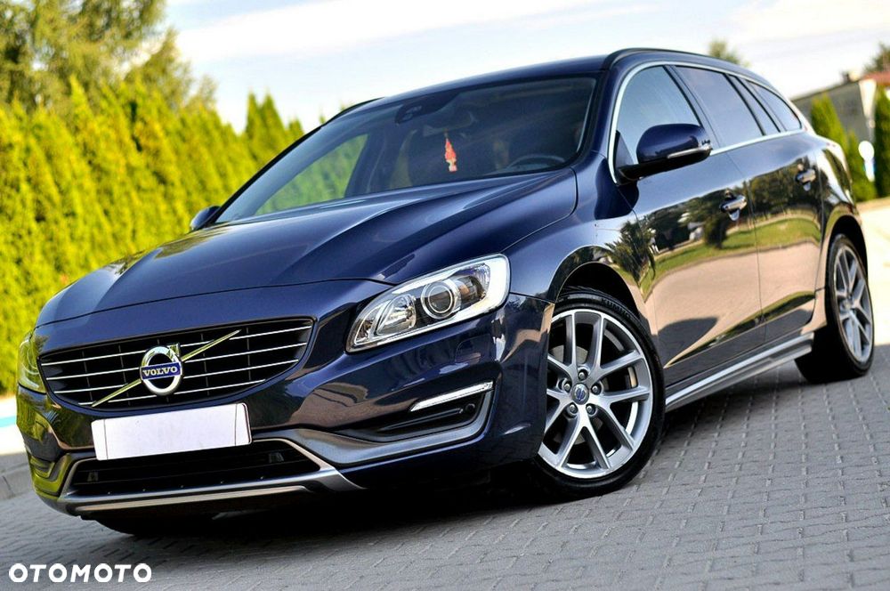Volvo V60 D3 Geartronic Business Edition - 1