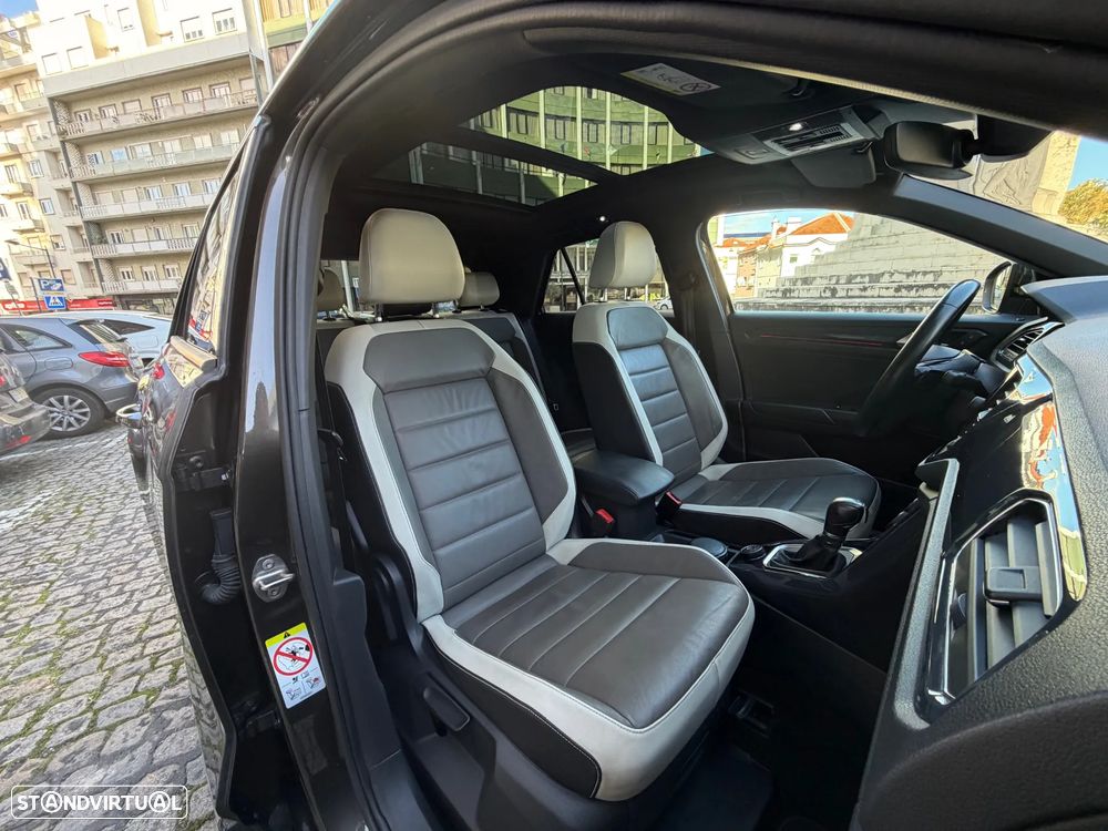 VW T-Roc 2.0 TDI Sport DSG 4Motion - 6