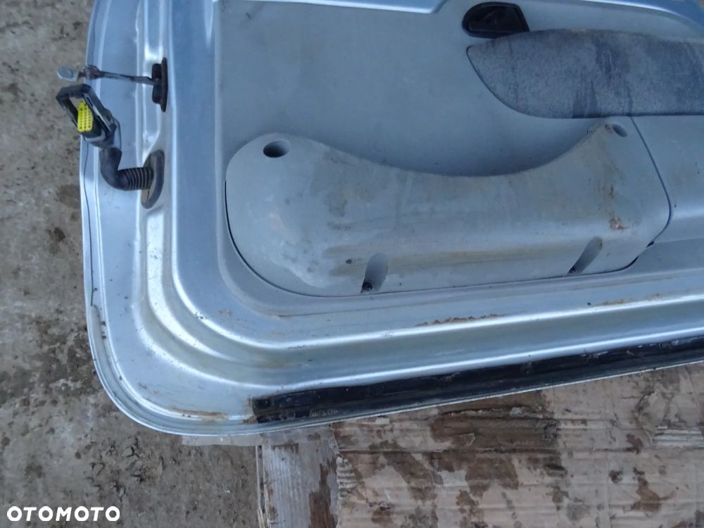 Drzwi Prawe Przód Renault Kangoo I Lift TEB64 (Gołe) - 11