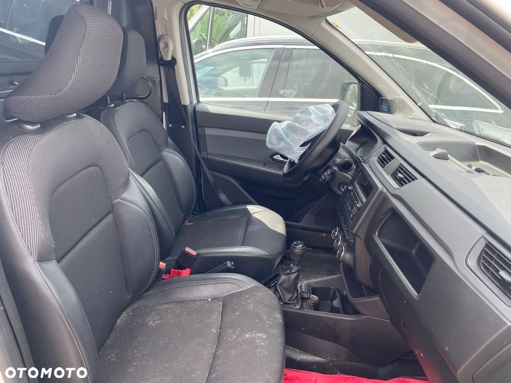 Renault Express - 10