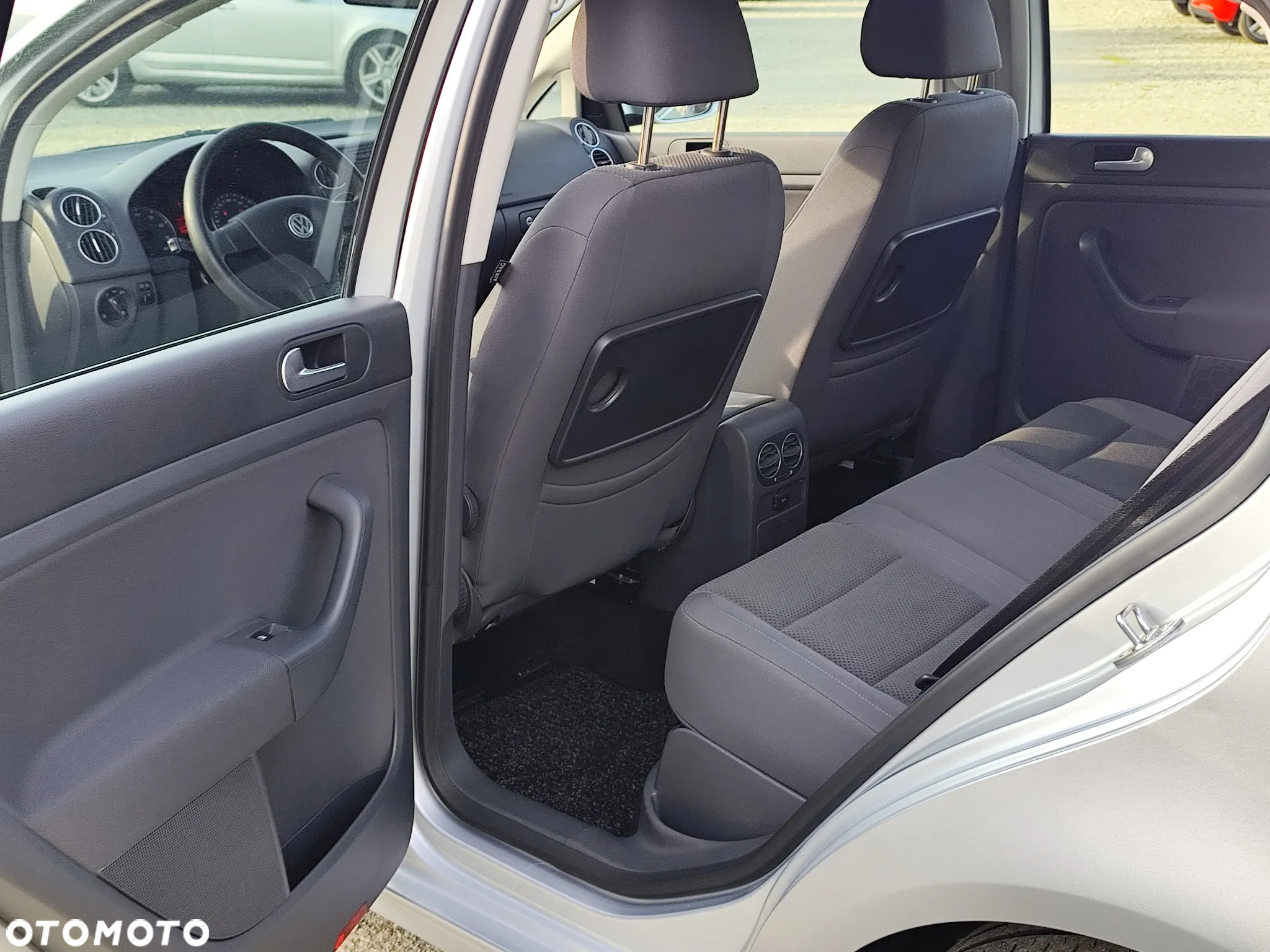 Volkswagen Golf Plus - 26