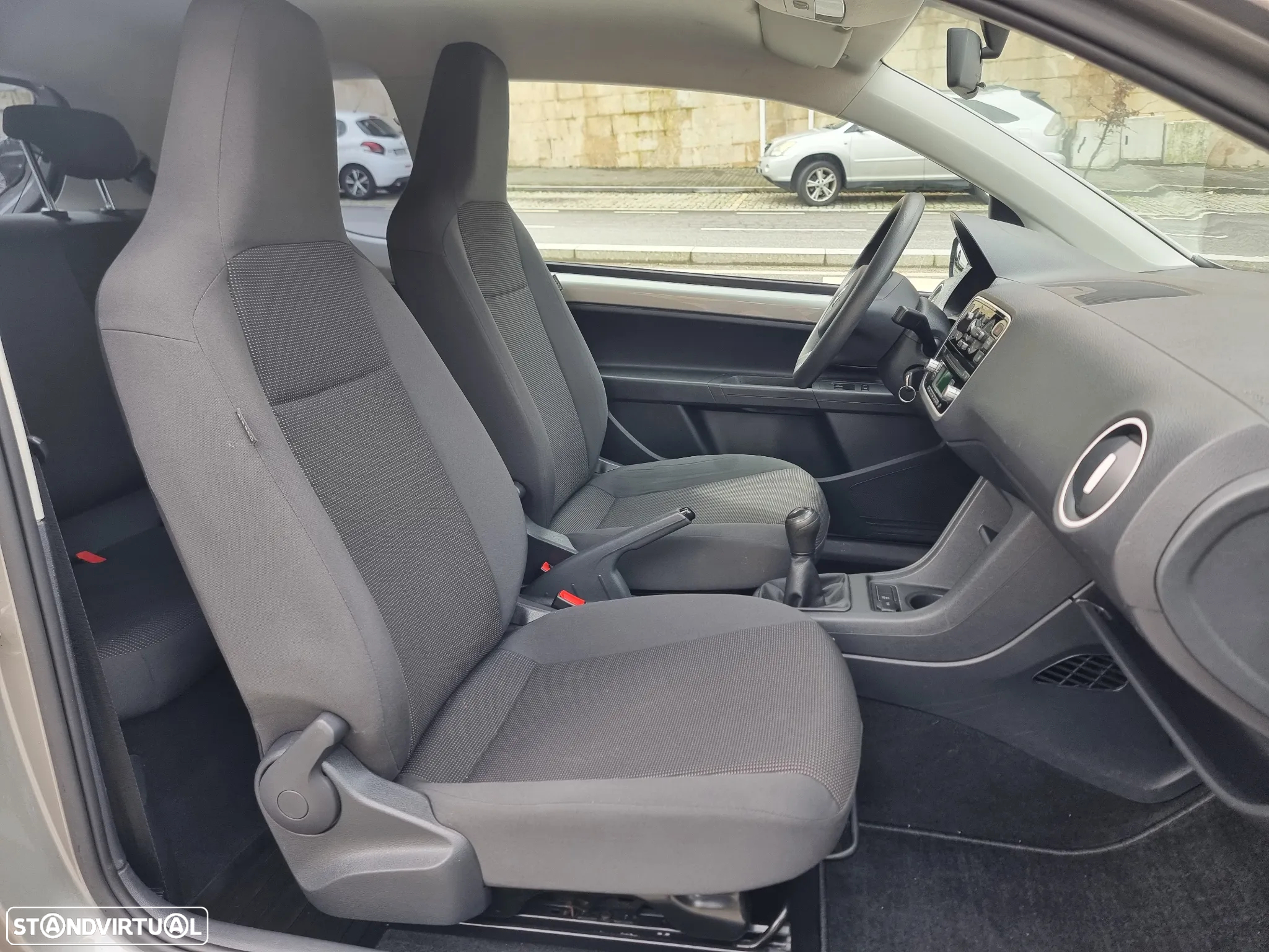 VW Up! 1.0 BlueMotion Move - 16