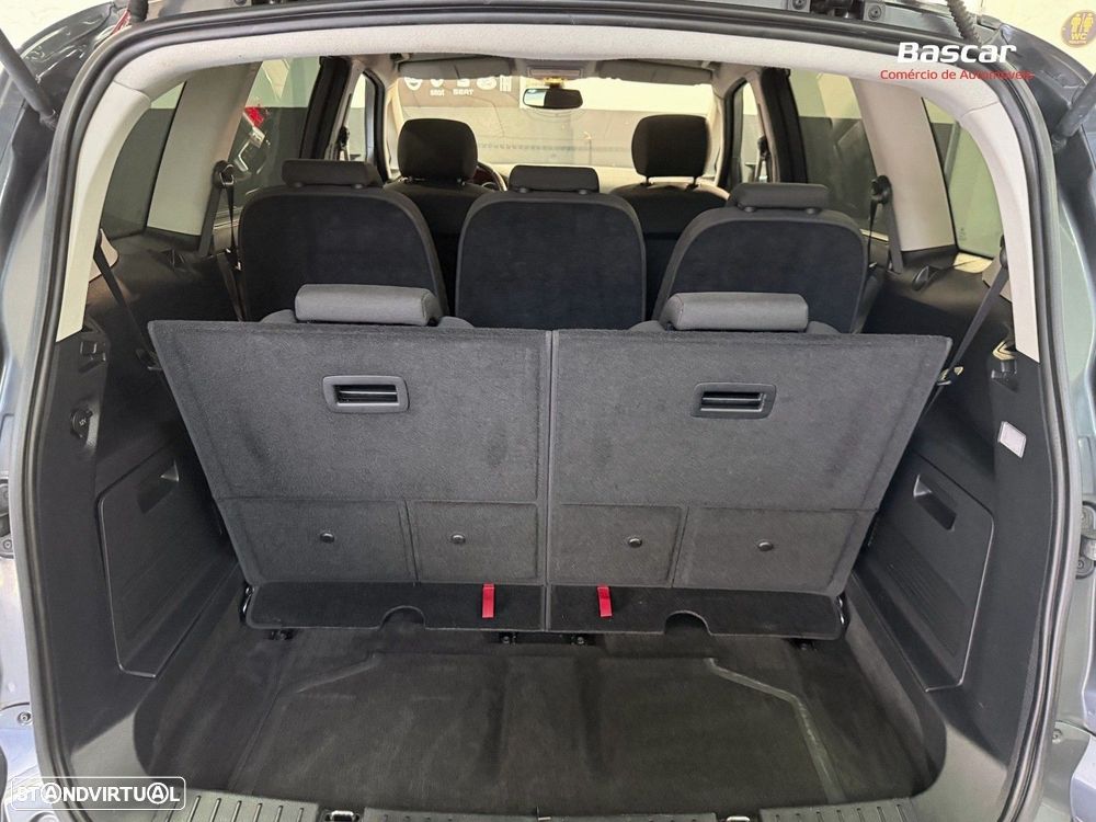 Ford S-Max 2.0 TDCi Titanium 7L - 9