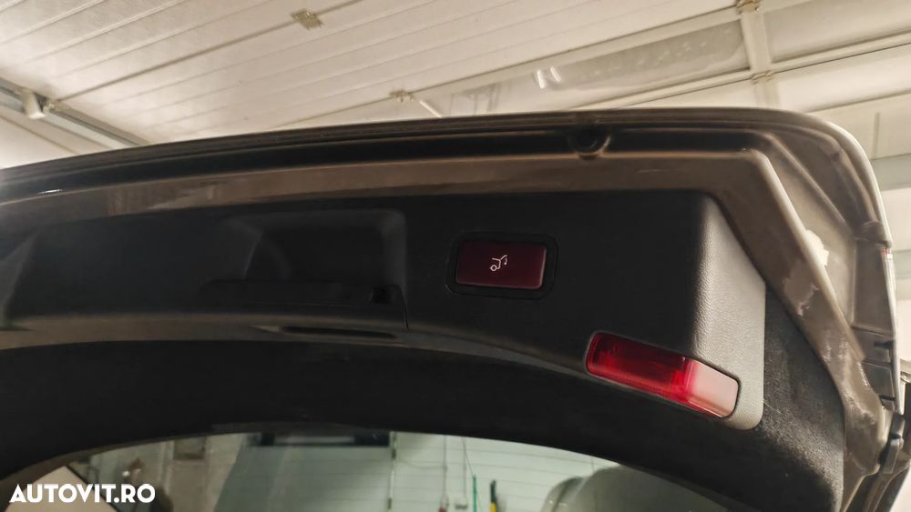 Mercedes-Benz E 200 T CDI DPF BlueEFFICIENCY Automatik - 13